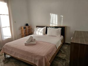 Vista Koroni - Sea View Apartment Over Olive Grove and Mountains