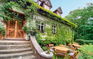 1 Bedroom Nice Apartment In Lubniewice