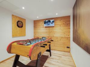 Chalet Authentique Près du Village, 5 Chambres, Balnéo - FR-1-808-2