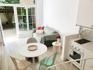 Villa Mini Romy with outdoor area - Parmain