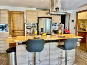 Le Splendide YourHostHelper