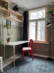 Väikese tänava kamber - 维尔扬迪