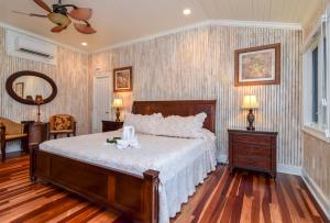 1114 Duneside Villa by Akers Ellis Rentals