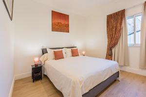 exceptional apartment with private parking