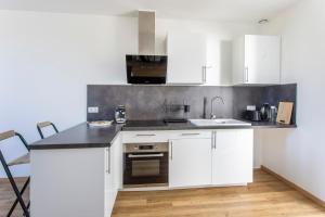 Appartements Lovely Bellamy centre-ville gare maison neuve : Maison 2 Chambres