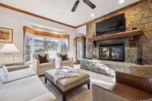 The Charter at Beaver Creek F220