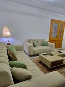 Salon et 3 chambres meublées au jardin de carthage - Sidi Daoud