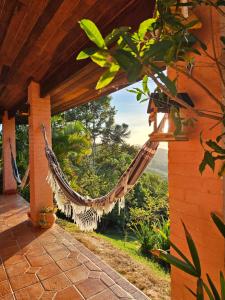 Casa de Campo Araxá na montanha com piscina