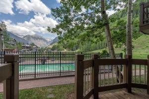 Etta Place 102 by Exceptional Stays