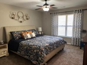 Beautiful 3 bed 2 bath condo