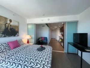 1B1B Richmond nearby skytrain - Point Roberts