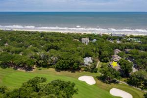 1380 Fairway Oaks Villa by Akers Ellis Rentals