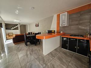 El Riego - Casa Encantadora y amplia