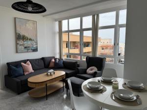 Casa Vicky - 3min walk from music square and Corralejo beach - 3hvězdičkové hotely ve městě Corralejo