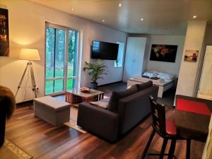 Kleine Landhaus-Wohnung im freistehenden Fachwerkhaus