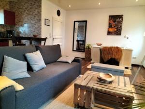 Kleine Landhaus-Wohnung im freistehenden Fachwerkhaus
