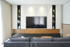 Luxe Kosher Oceanfront Oasis - Pool - Scenic Views - Netanya