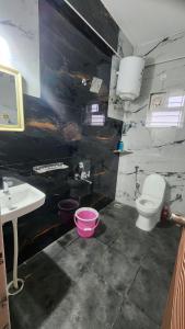 Modern Apartment with Balcony - Electronic City