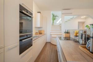 SEE MY SEA APARTMENT Luxury Heritage Home