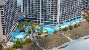 Modern Oceanfront 1 Bedroom Condo, Prime Location, Stunning Views at Beach Cove Resort