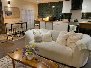 The Olive Nest - Merthyr Cynog