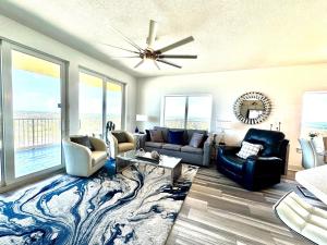 Calypso 3-2112 by Emerald Coast Retreats