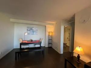 Richmond Center near skytrain 2B2B - Делта