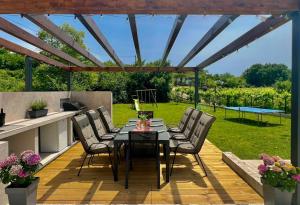 Holiday house Marlen with a private pool in Labin