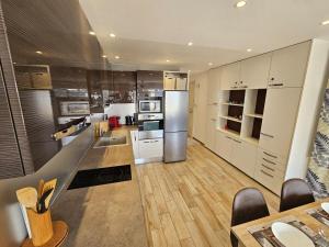 Appartement moderne familial avec vue sur le port