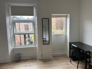 Spacious 3-Bed Flat in Jesmond