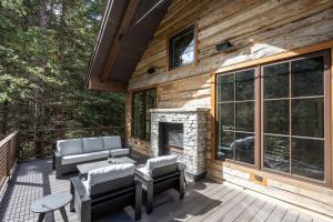 Mountain Modern Rustic by Exceptional Stays