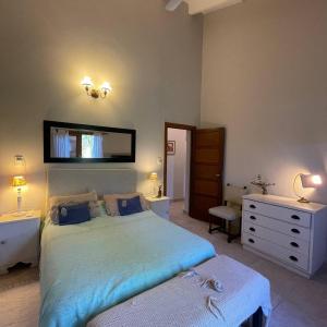 Refugio natural premium con piscina y caballos