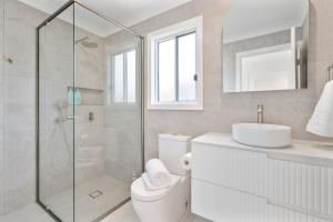 Cute Coastal 2-Bedroom Getaway