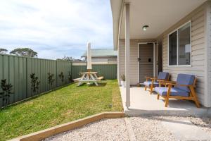 Cute Coastal 2-Bedroom Getaway