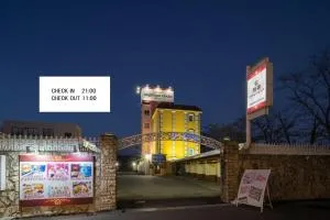 アンジェリーククロッシュ 男塾ホテルグループ - Hamata