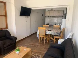 Apto - فيلا باراناثيدو