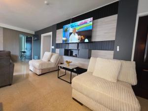 Spectacular Apt in Cinta Costera N#7