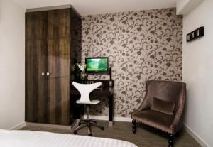 Classic Double Room room in The Hide London