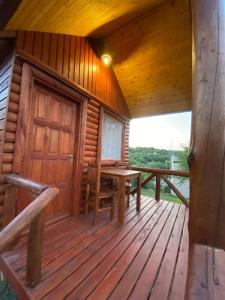 CUYEN LA SERRANITA Dormi DLX Cabin para 2 Personas