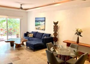 #703 Pajaro de Fuego