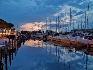 Nice apartment in Caorle with balcony