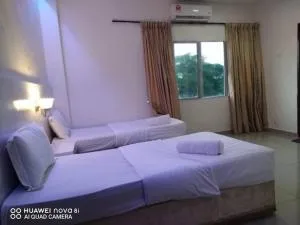 Sunsega Hotel - Kampong Permatang Batu