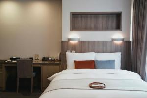 Phù Hợp Cho Người Khuyết Tật - 1 Giường Đôi Lớn (Accessible - 1 Queen Bed)