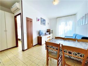 Apartment in Caorle 500 m from beach