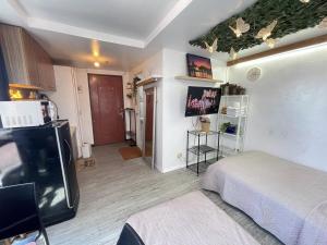 Stylish unit in Ortigas near podium & holiday inn