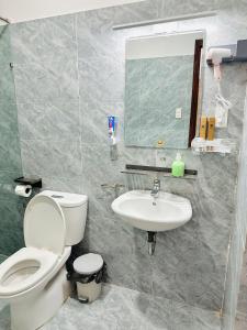 I Riverside B303 I Compact & Quiet Studio