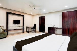 Super Townhouse Sector 122 Noida Formerly Hotel Zineb