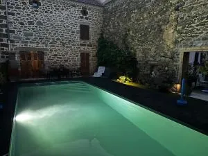 Cozy Home - Mazeyrat-d'Allier