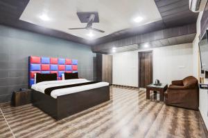 Townhouse by OYO Haibowal Chowk Near DMC