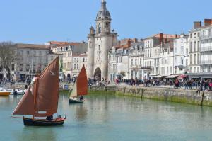 Hotels Hotel La Marine, Vieux Port : photos des chambres